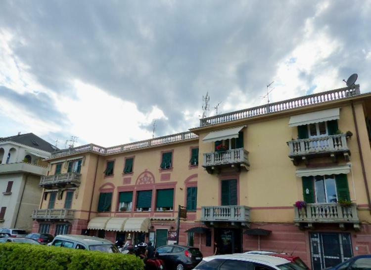 Maresuite Albissola Marina Exterior foto